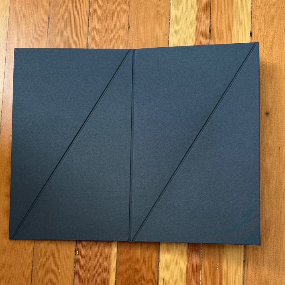 Origami folding desk - Picture 3 of 4